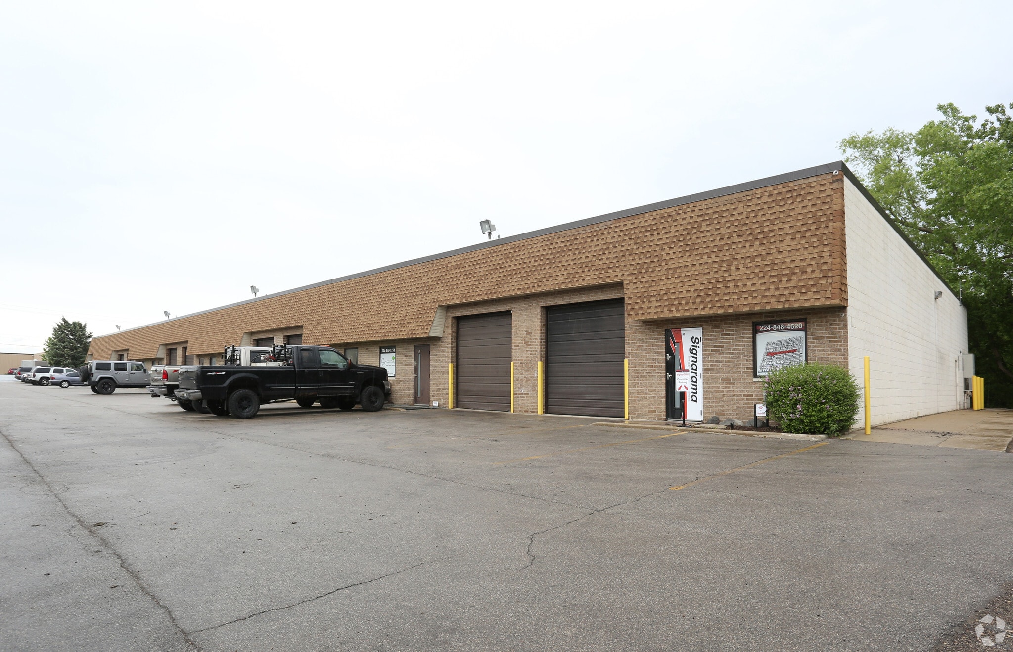 28039 W Commercial Ave, Lake Barrington, IL for Rent