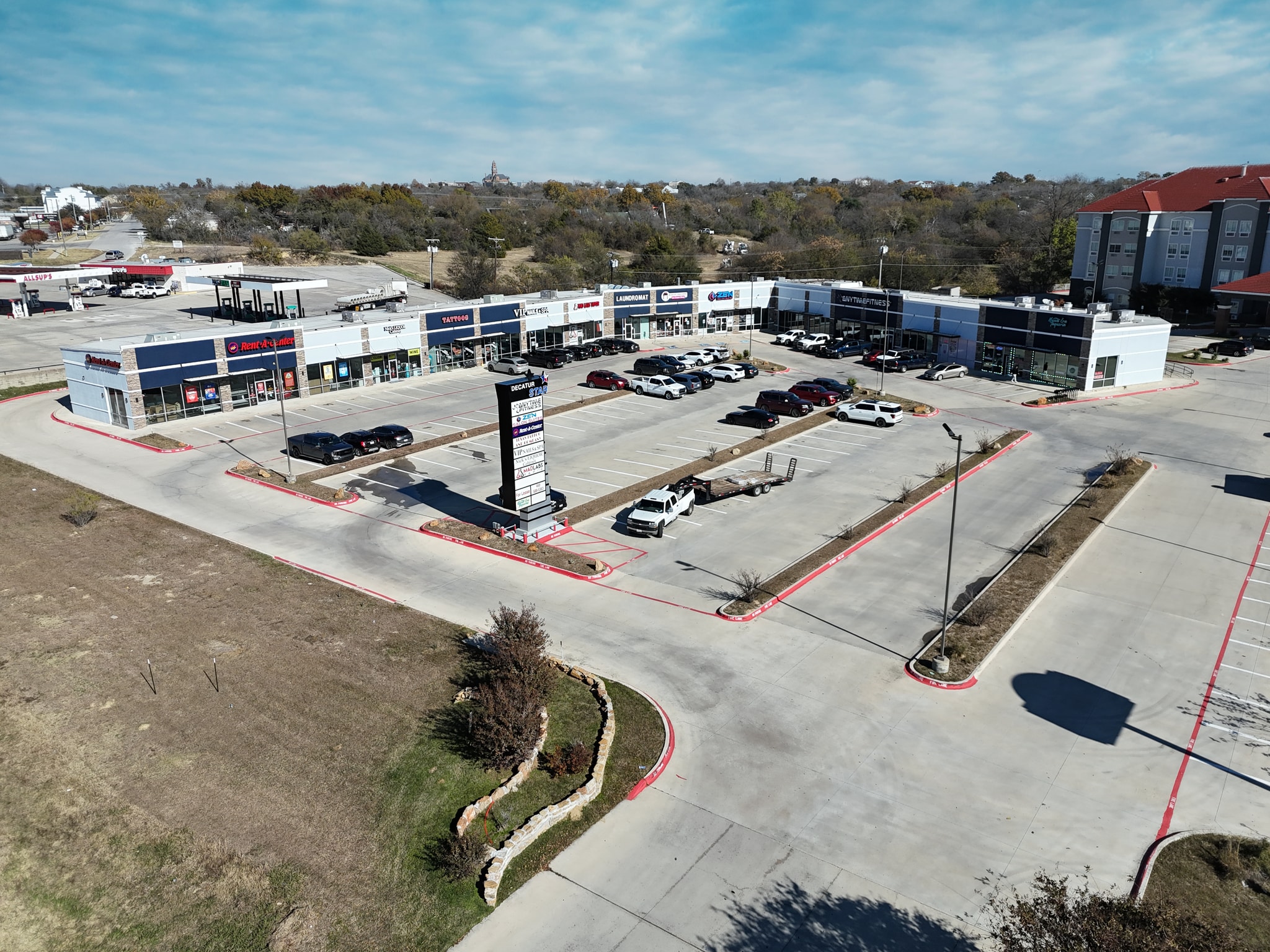 1401 S Highway 287, Decatur, TX for Sale