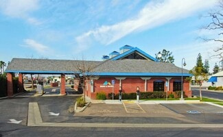 Hanford, CA Bank - 427 W Lacey Blvd