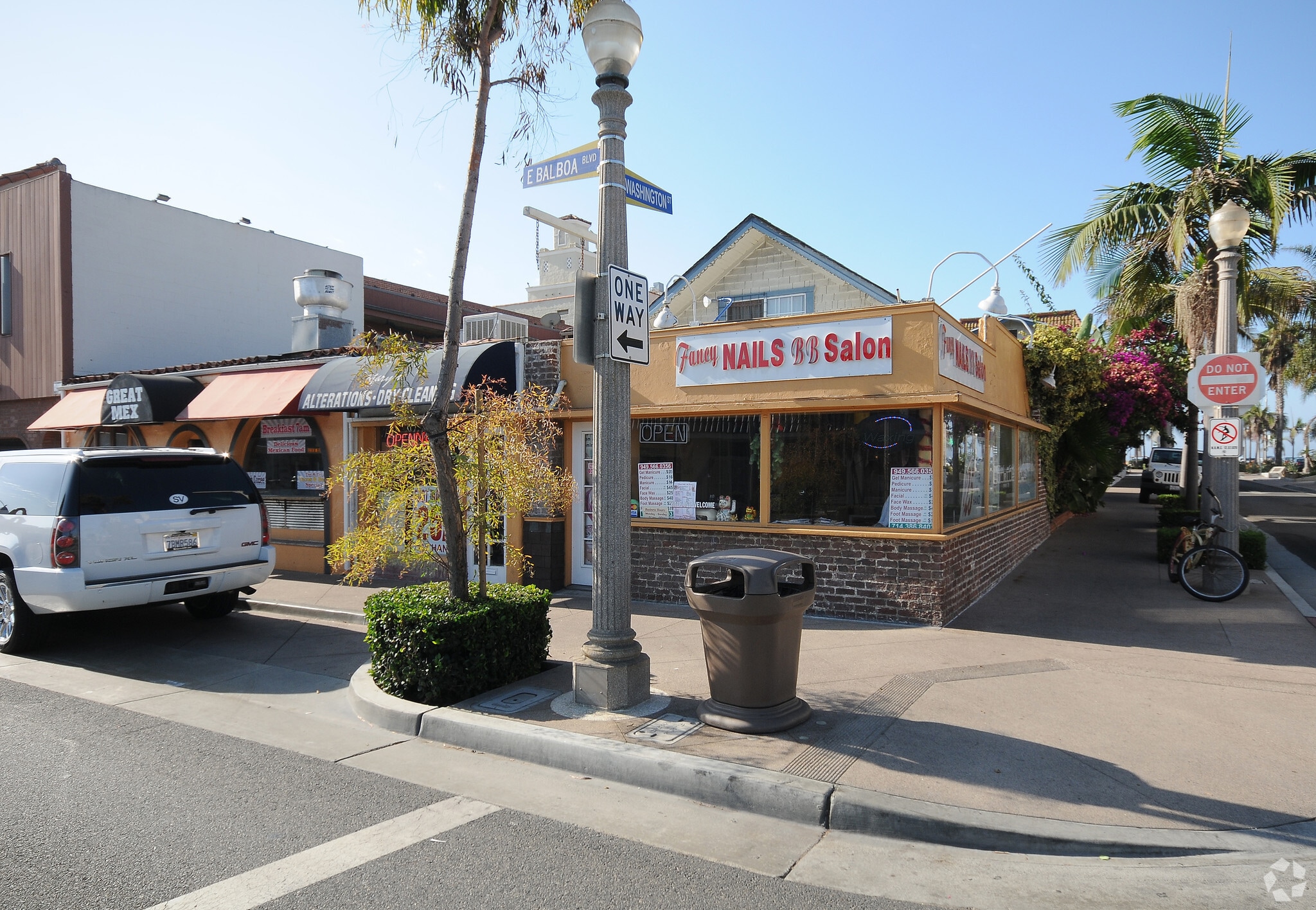 701 E Balboa Blvd, Newport Beach, CA for Rent