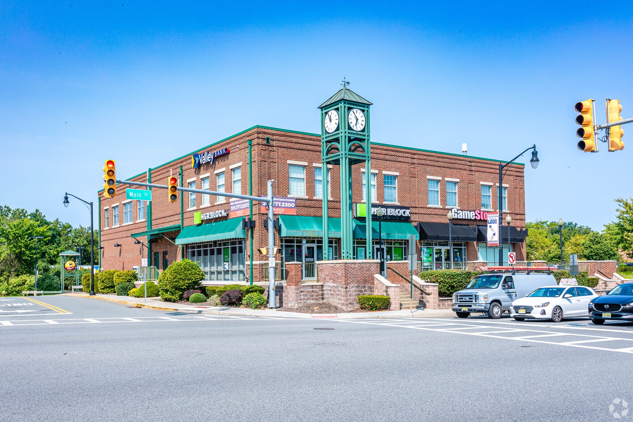 147 Main St, Lodi, NJ for Rent