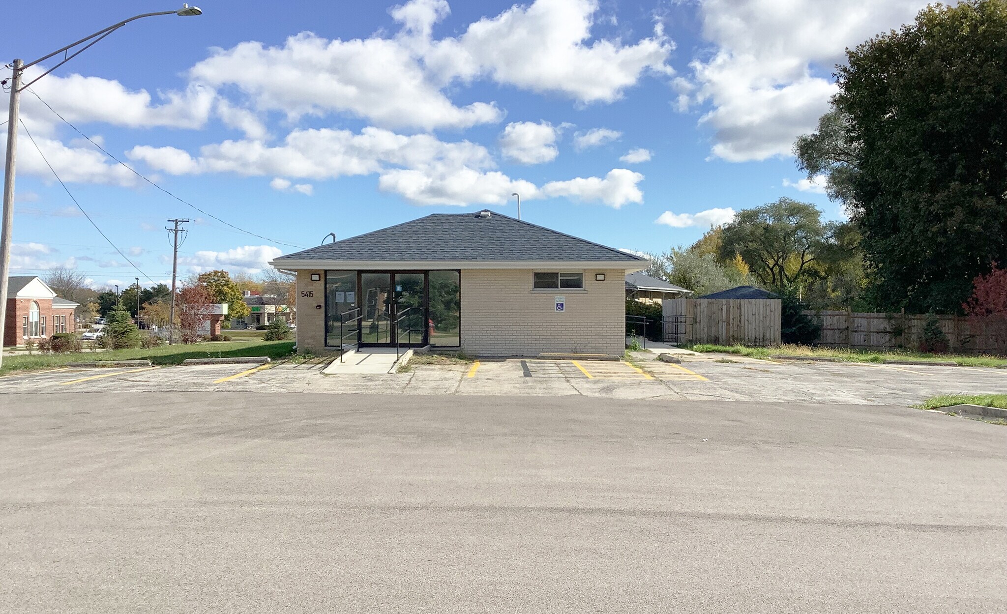 5415 W Grand Ave, Gurnee, IL for Rent
