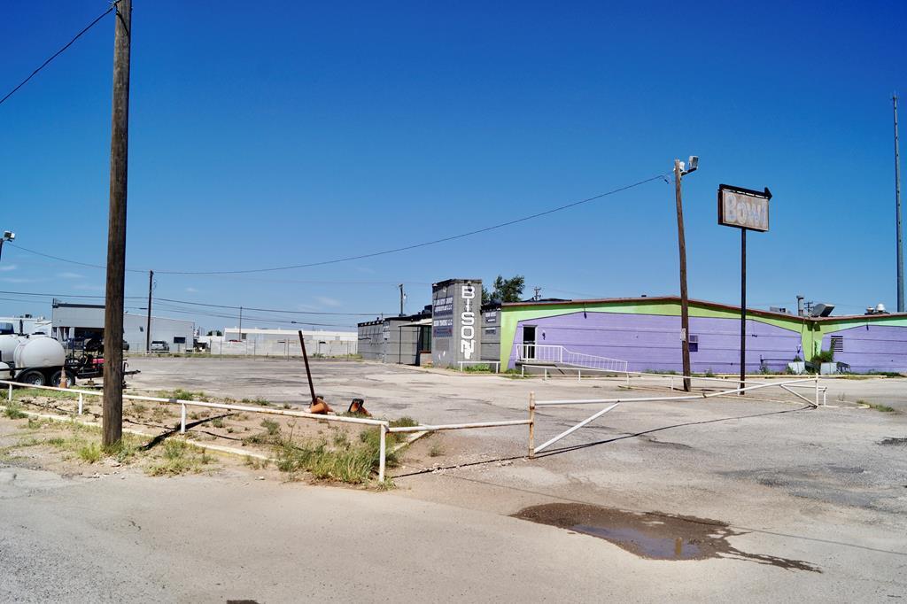 3920 W Wall St, Midland, TX for Sale