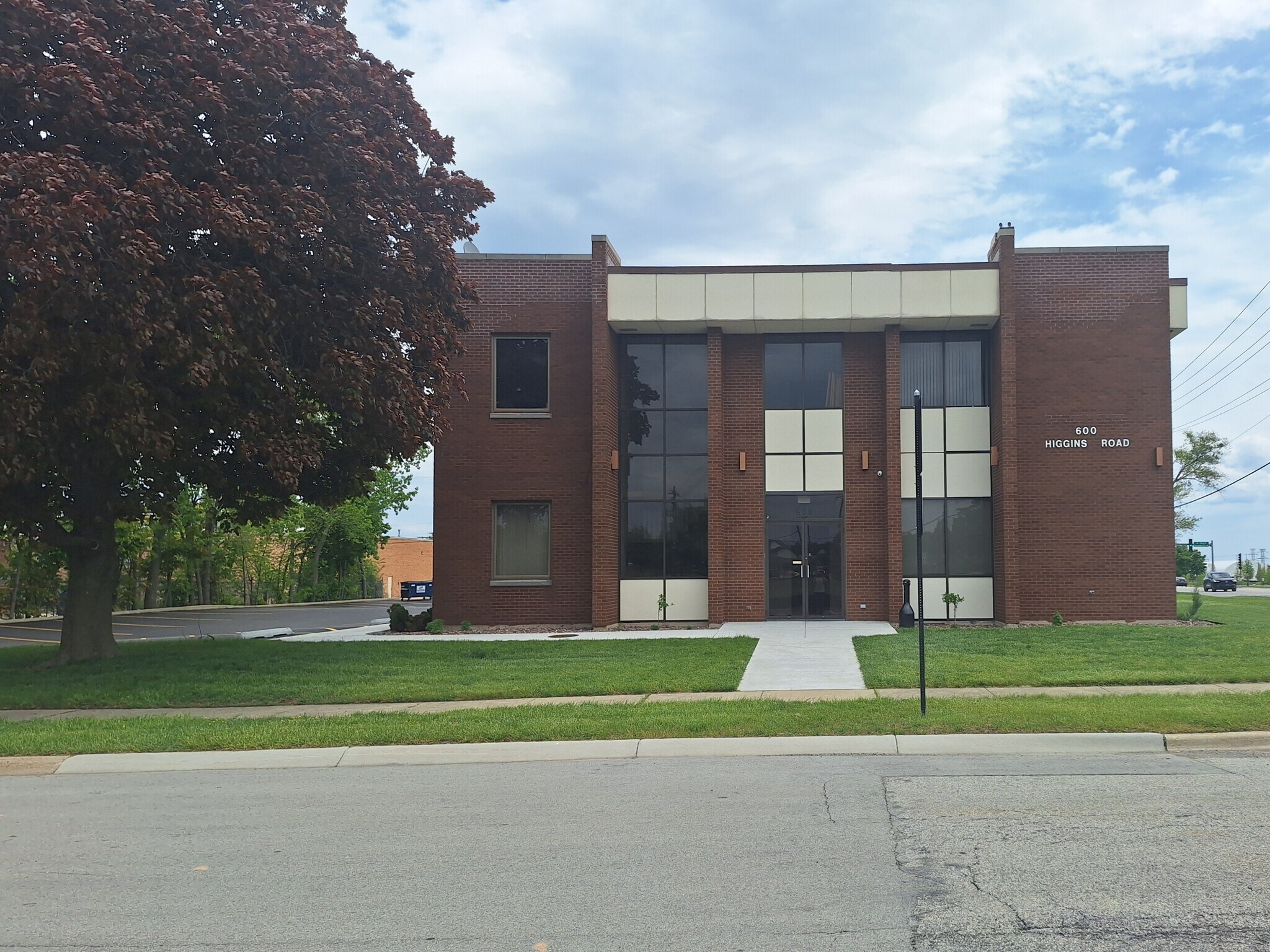 600 E Higgins Rd, Elk Grove Village, IL for Rent