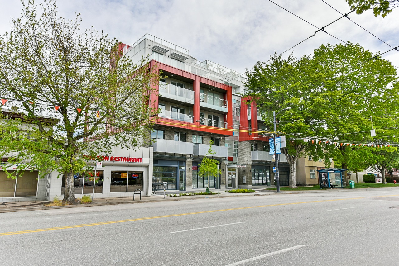 375-383 East Broadway St, Vancouver, BC for Sale