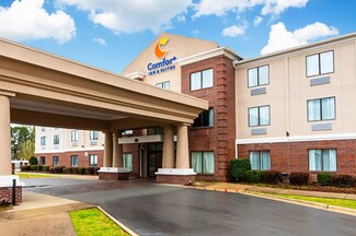 Pine Bluff, AR Hospitality - 3620 Camden Rd
