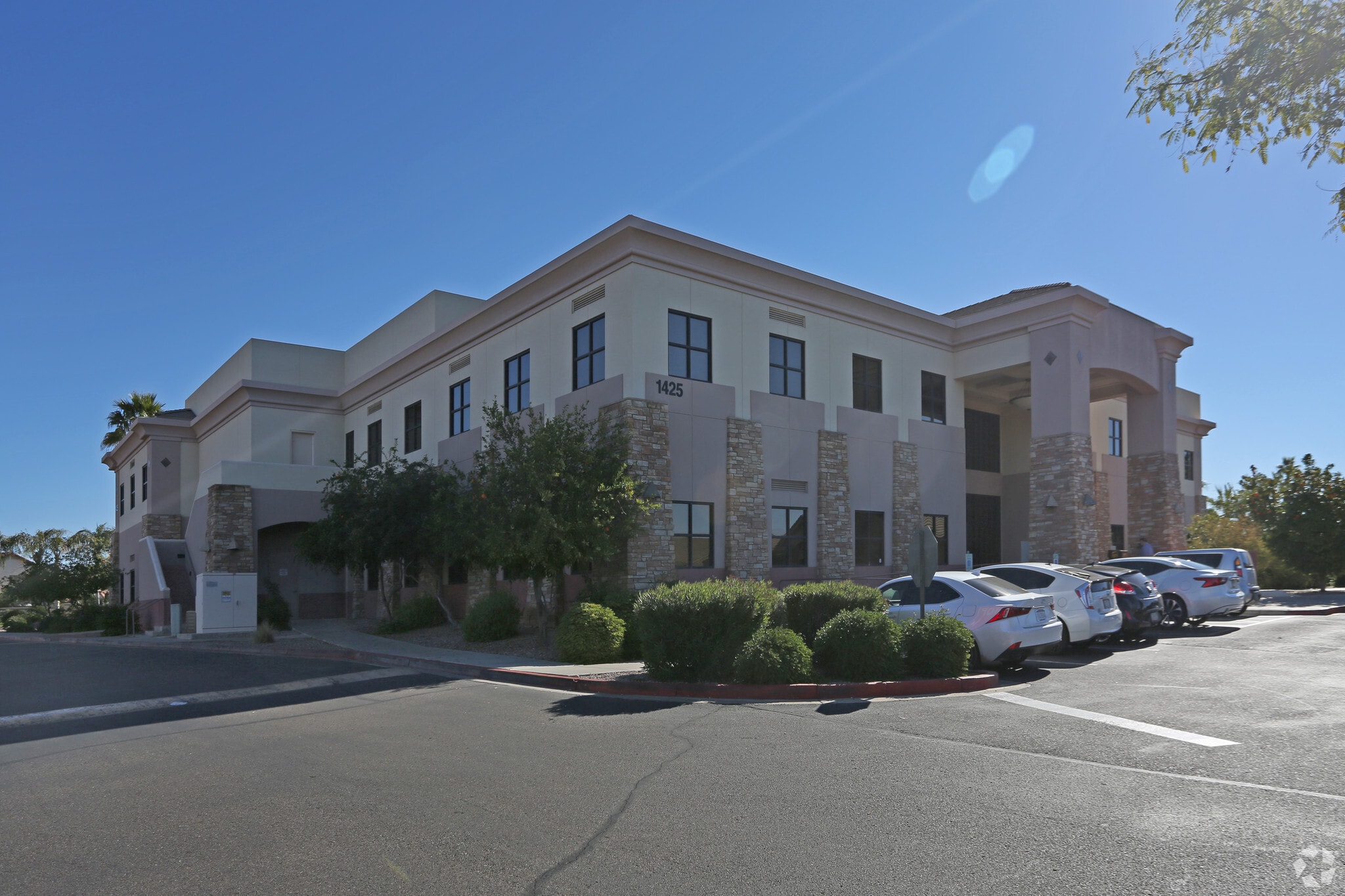 1425 W Elliot Rd, Gilbert, AZ for Sale