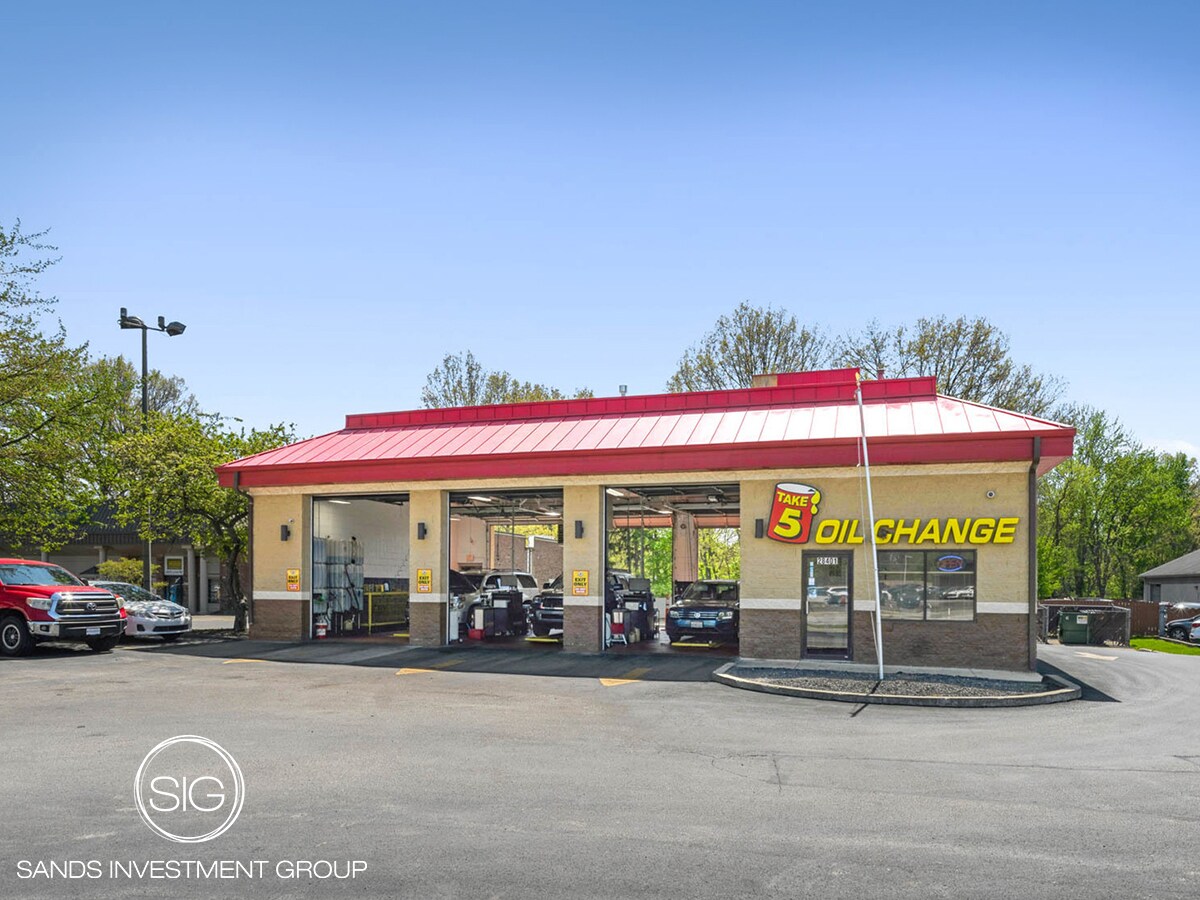 28401 Lorain Rd, North Olmsted, OH for Sale