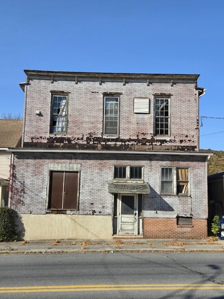 Nesquehoning, PA Storefront - 306-310 W Catawissa St