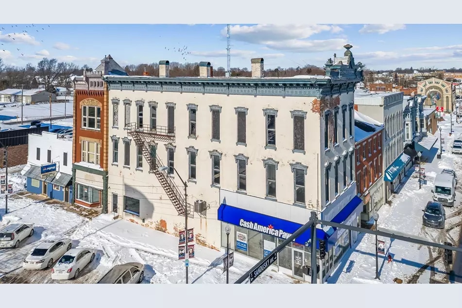 101 N Sandusky Ave, Bucyrus, OH for Sale