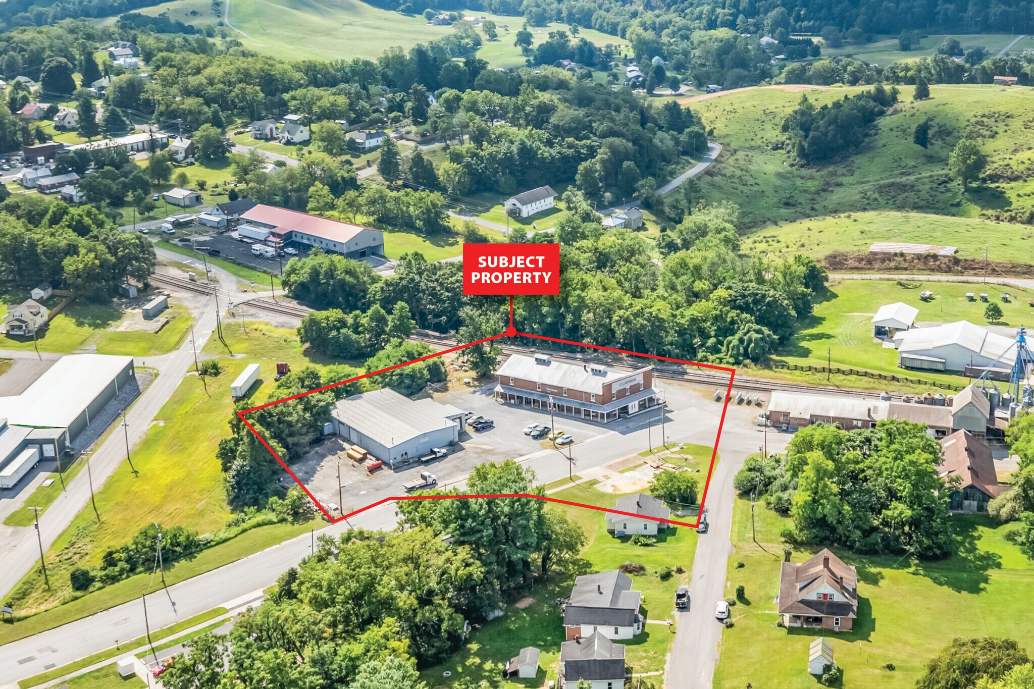 525 W Railroad Ave, Wytheville, VA for Sale
