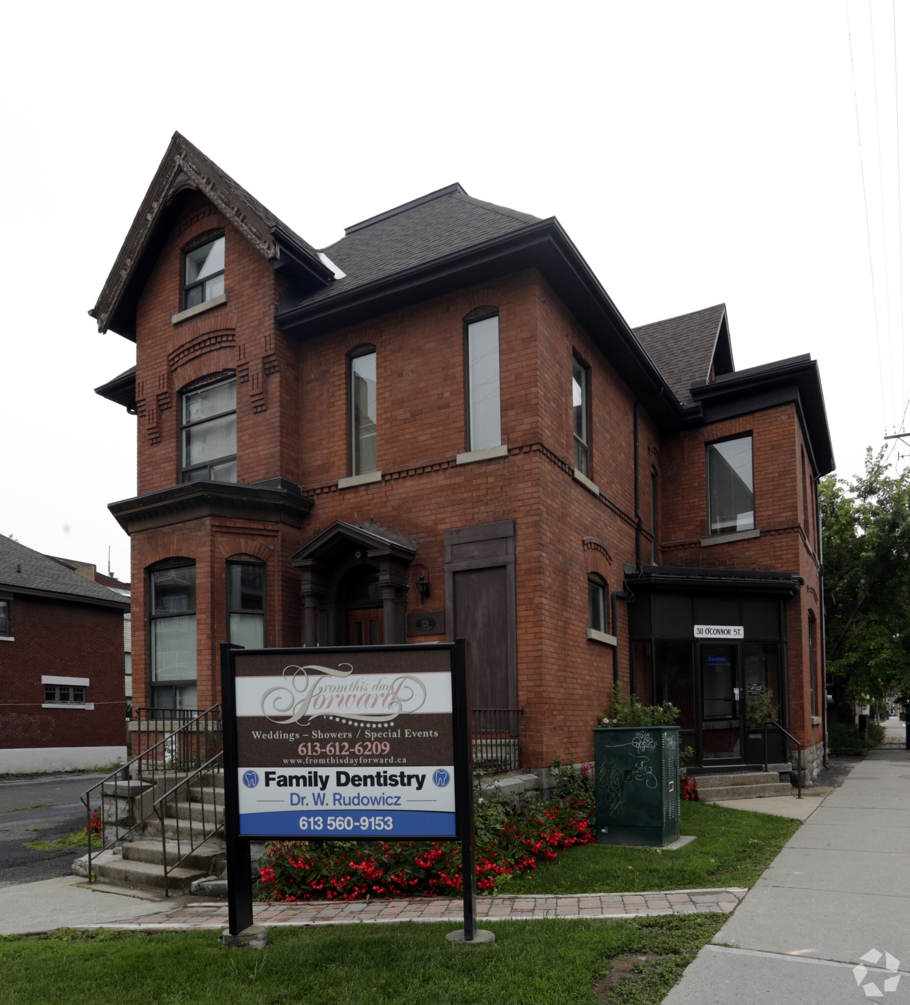 328 Waverly St, Ottawa, ON for Rent