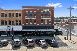 Henderson, KY Storefront Retail/Residential - 120 N Elm St