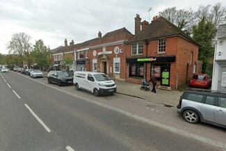 Hartley Wintney, HAM Retail - High St @ Oakley Place