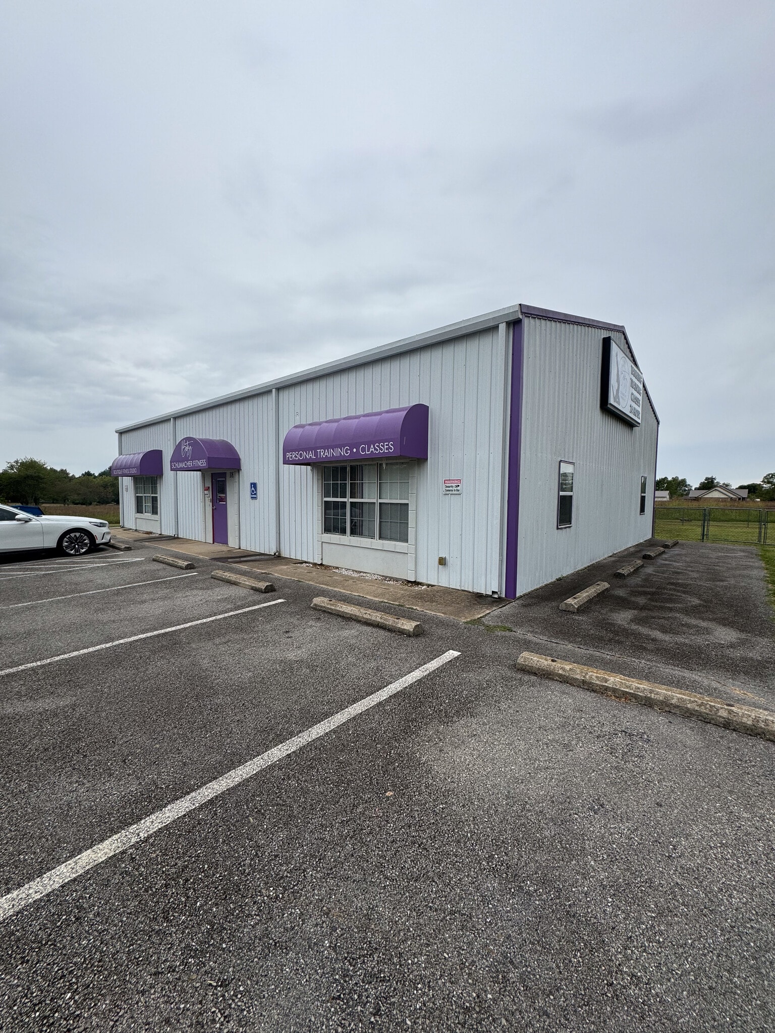 183 Halleck Ln ln Pea Ridge, AR 72751 Retail Property for Lease on