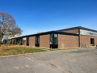 Mont-Royal, QC Industrial - 8531 Ch Delmeade