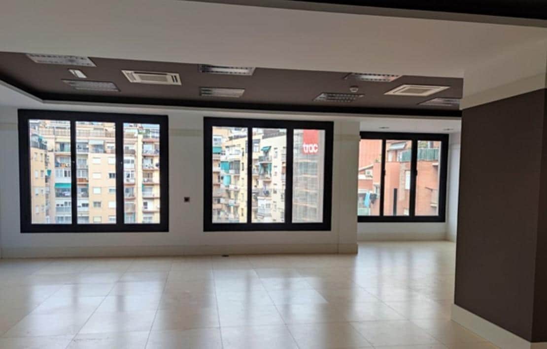 Avinguda De Madrid, Barcelona, BAR for Rent