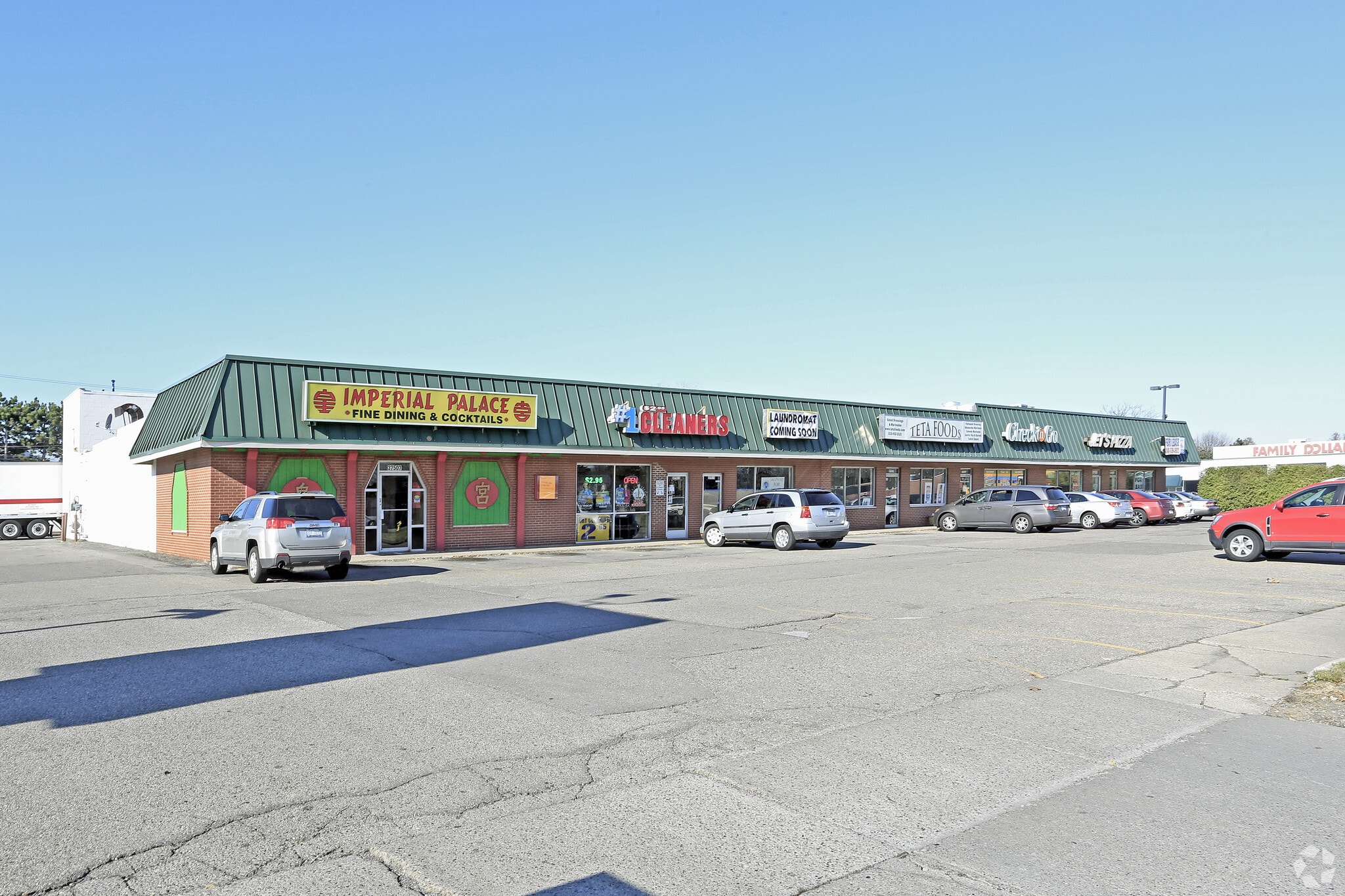 37507-37527 Harper Ave, Clinton Township, MI for Rent