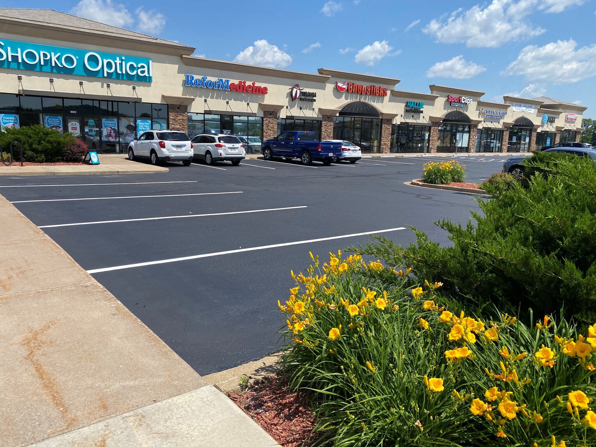3038 Commercial Blvd, Chippewa Falls, WI for Rent