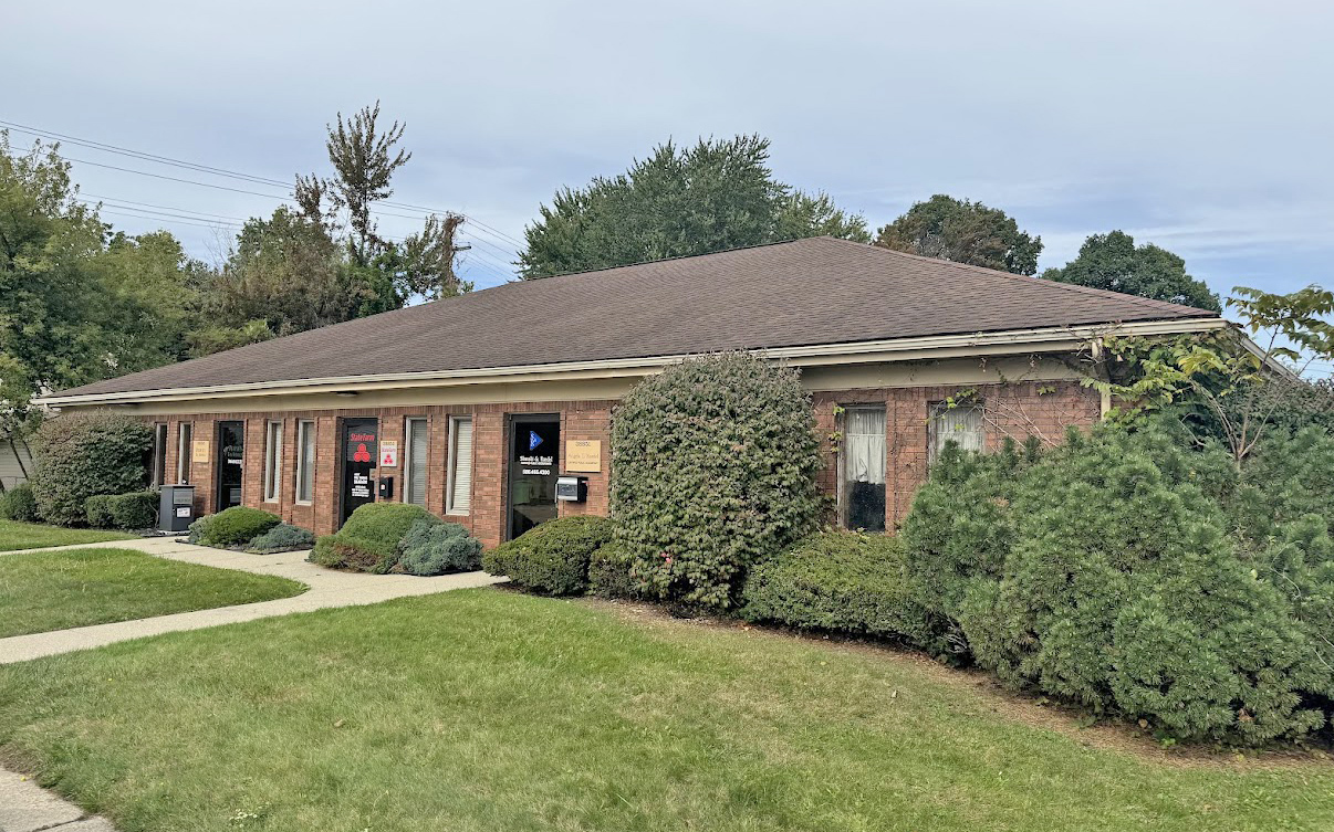 38851-38855 Harper Ave, Clinton Township, MI for Rent
