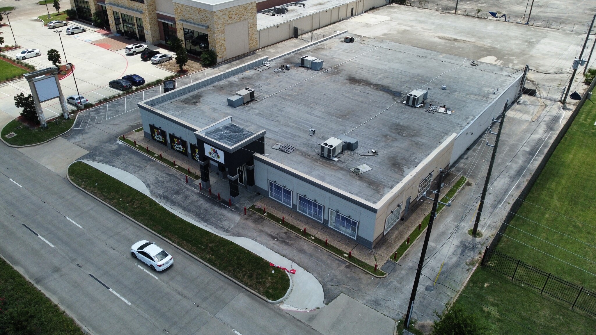 16525 North Fwy, Houston, TX for Sale