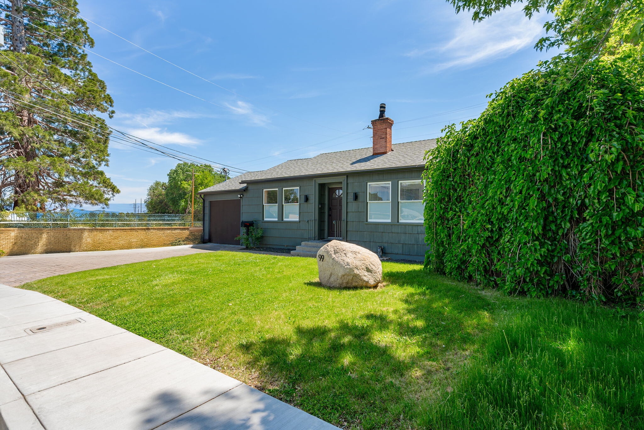 99 Bartlett St, Reno, NV for Sale