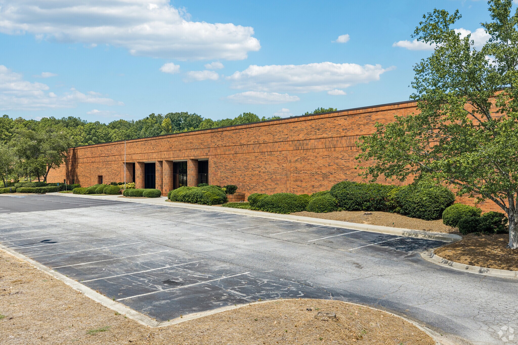7990 Second Flags Dr, Austell, GA for Rent
