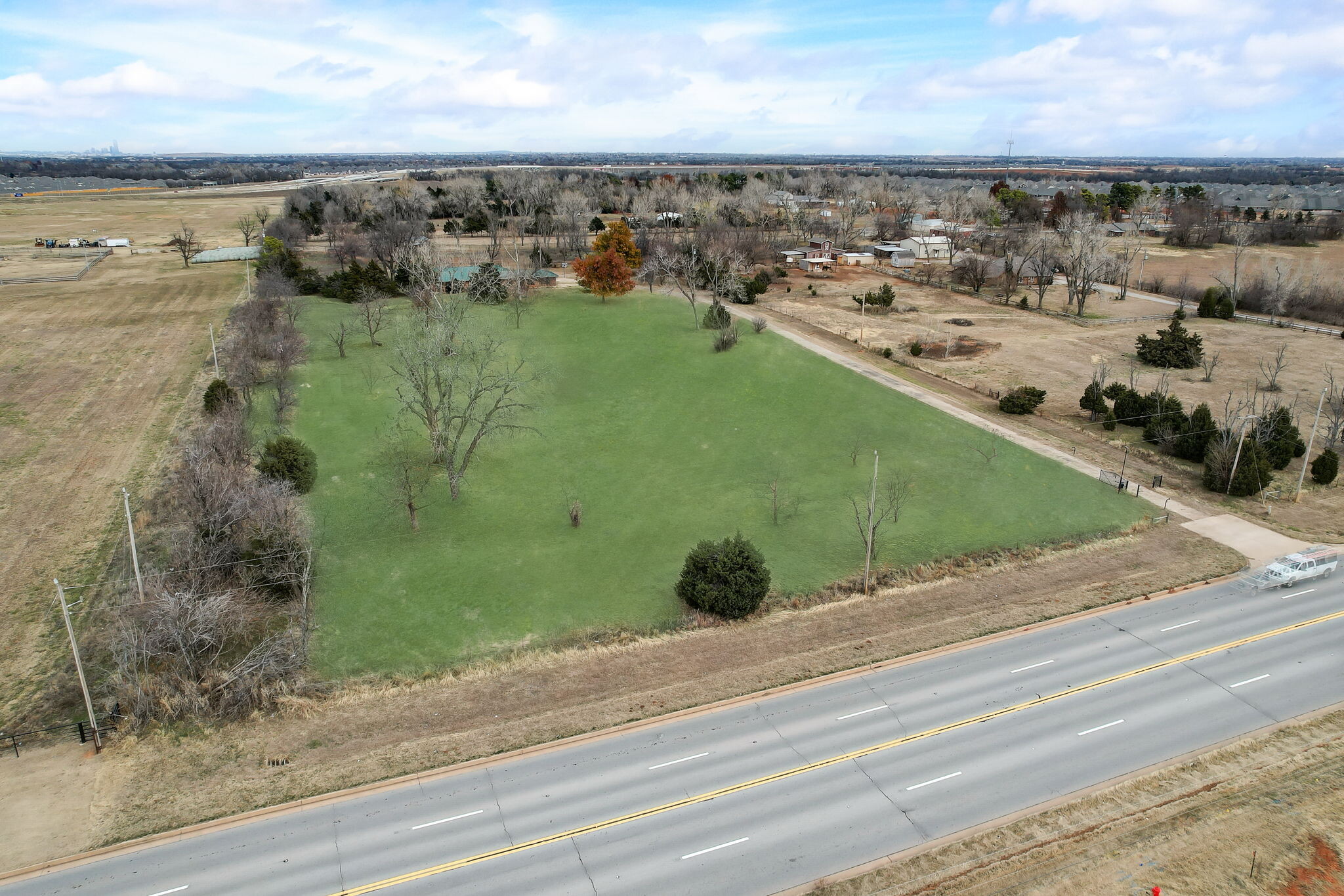 2620 S Mustang Rd, Yukon, OK for Sale