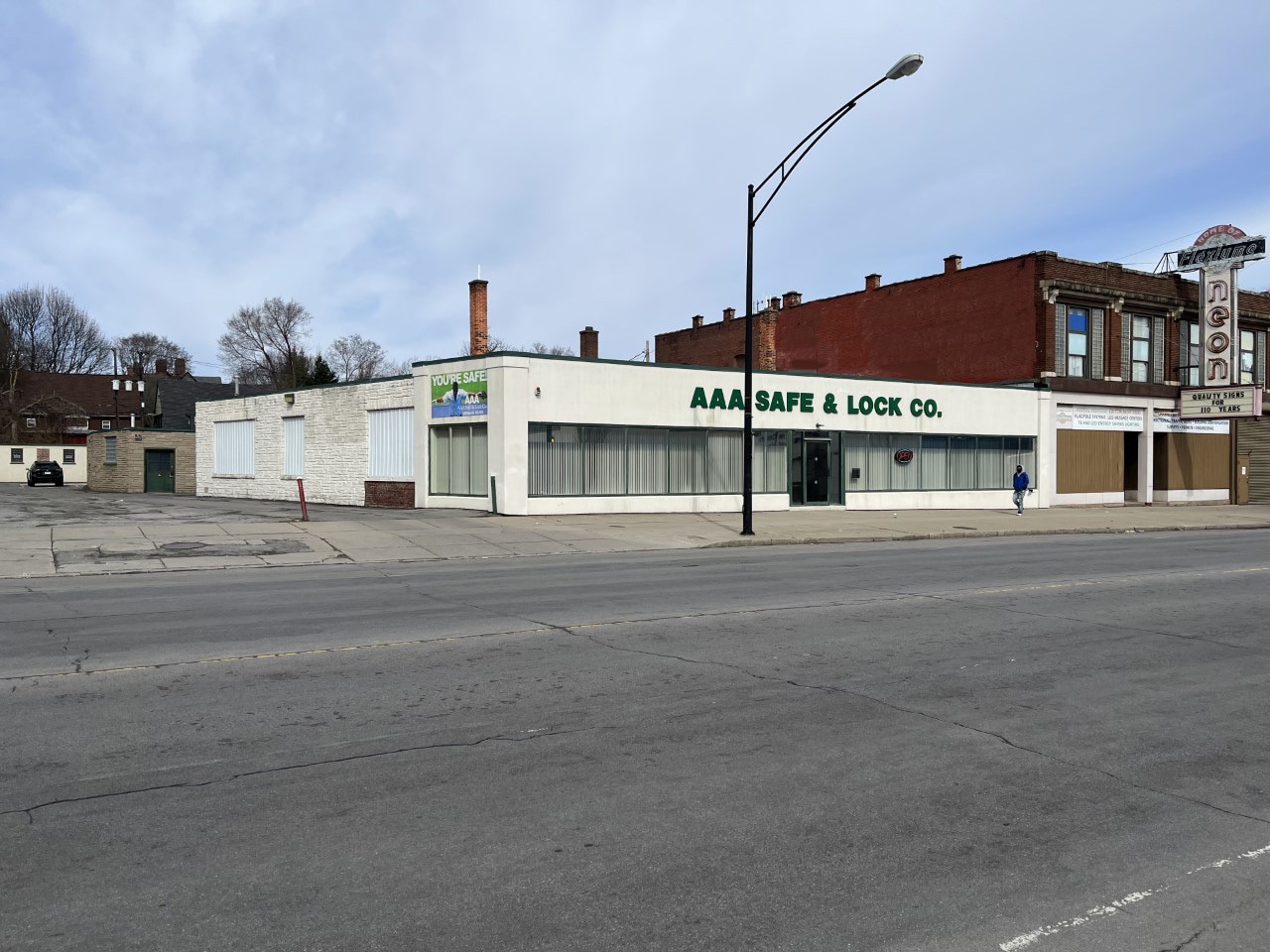 1458 Main St, Buffalo, NY for Sale