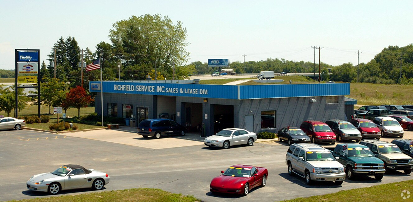 2903 State Road 167, Richfield, WI for Rent