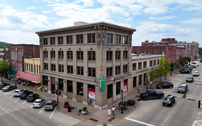 222 Bush St, Red Wing, MN for Rent