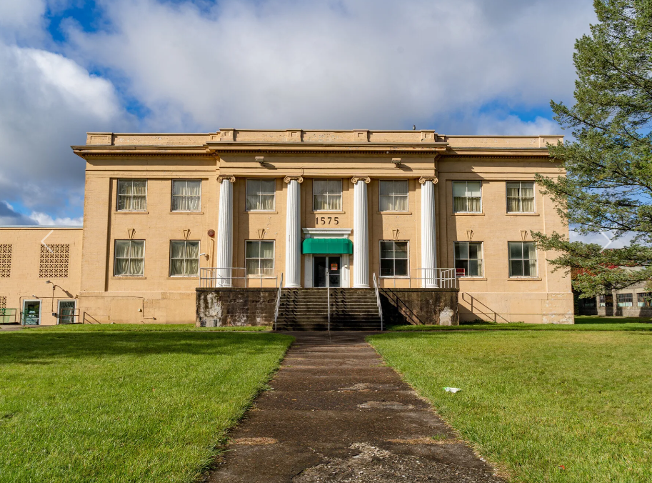 1575 Lake St, Elmira, NY for Rent
