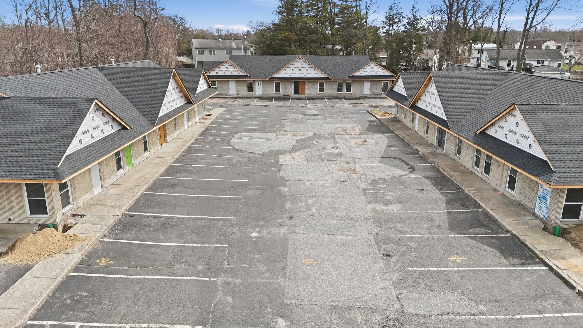 359 Route 111, Smithtown, NY for Sale