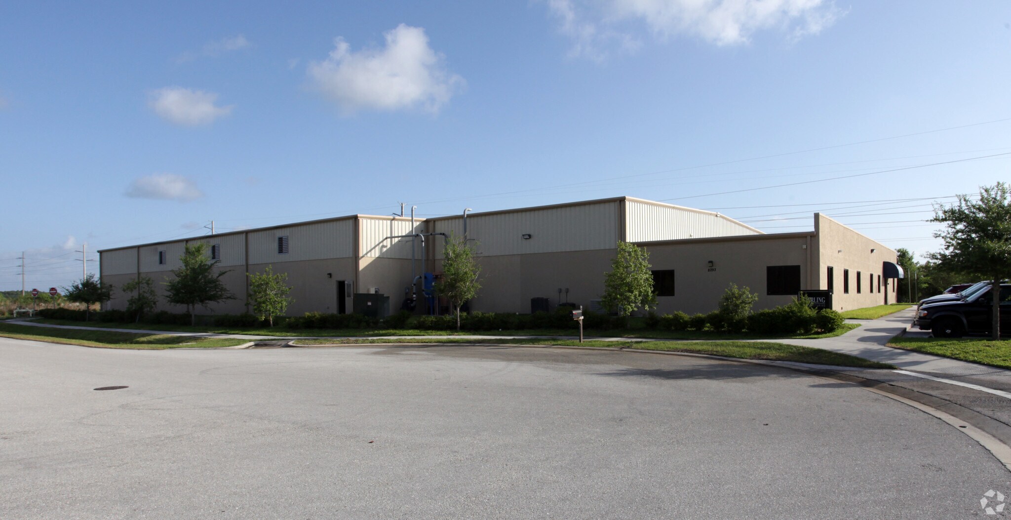 8293 Consumer Ct Sarasota, FL 34240 Industrial Property for Sale on