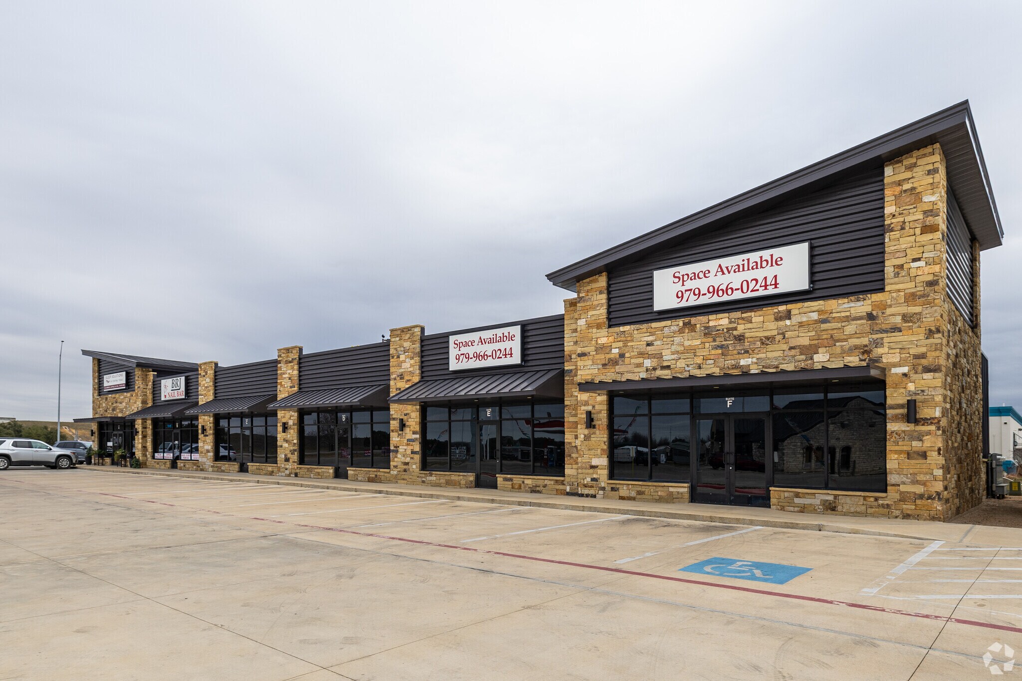 2379 W State Highway 71, La Grange, TX for Rent