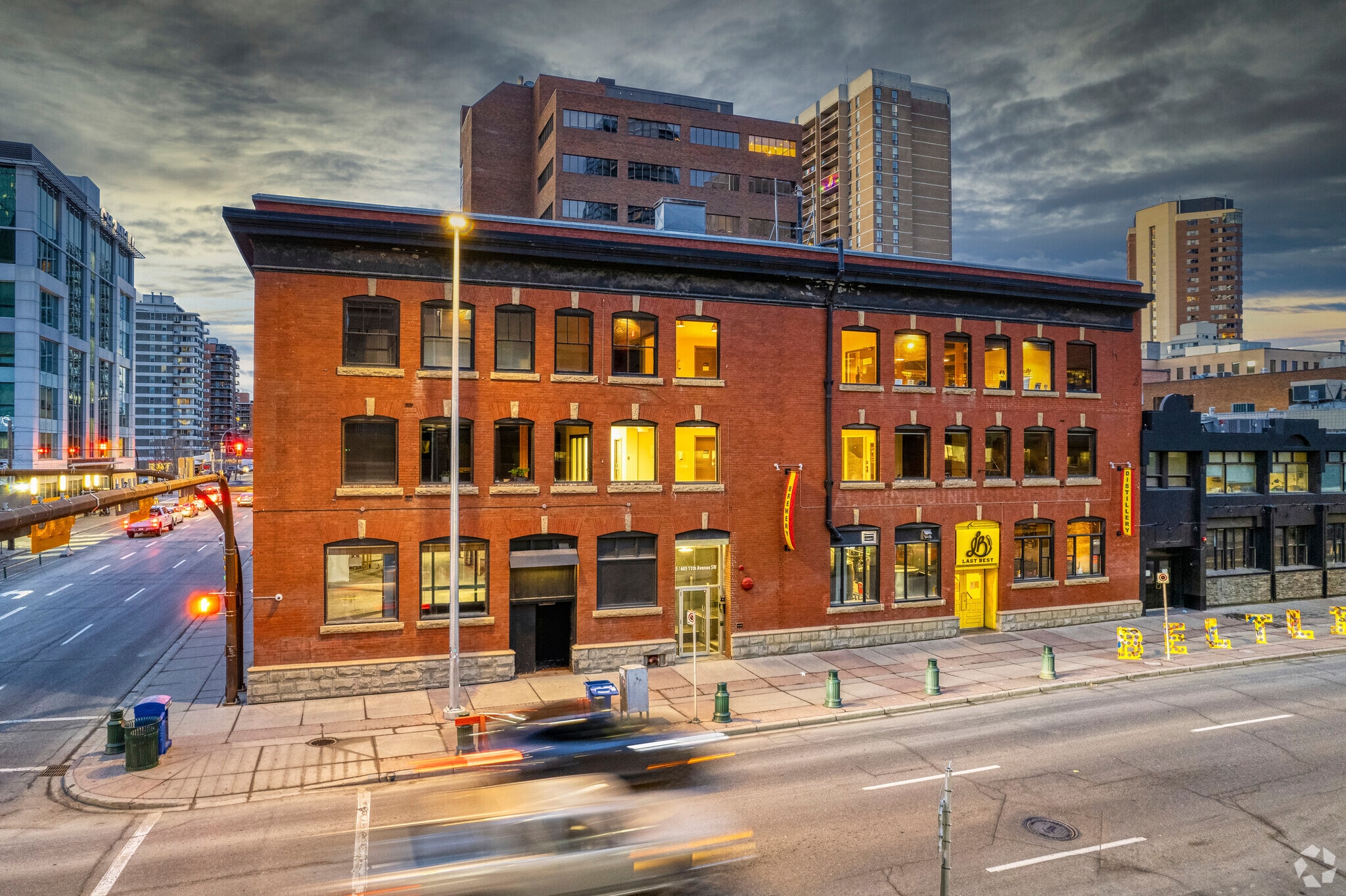 605 11 Ave SW, Calgary, AB for Rent