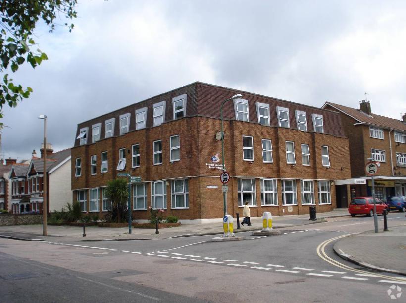 46-50 Southwick Sq, Southwick, WSX for Rent