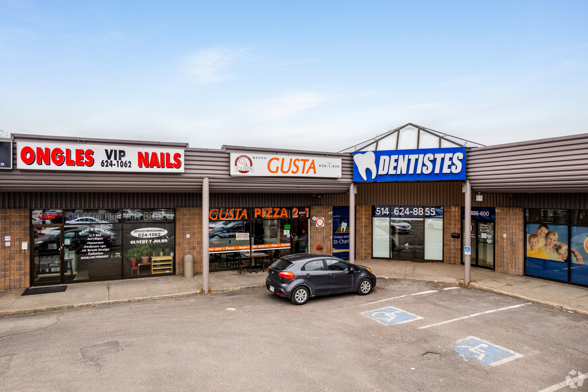 4886 Boul Saint-Charles, Montréal, QC for Rent