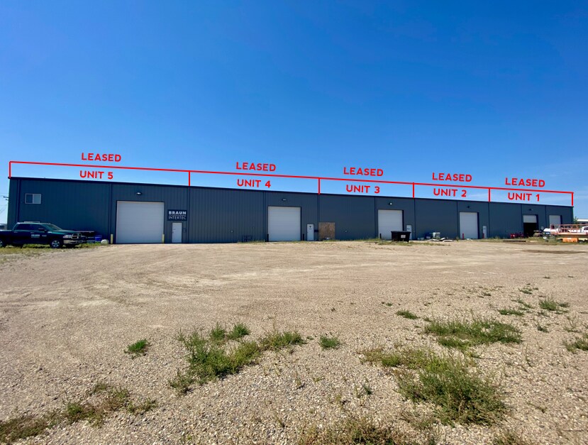 5806 Baldwin Ln, Williston, ND for Sale