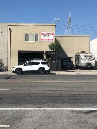 8843 LANKERSHIM BLVD