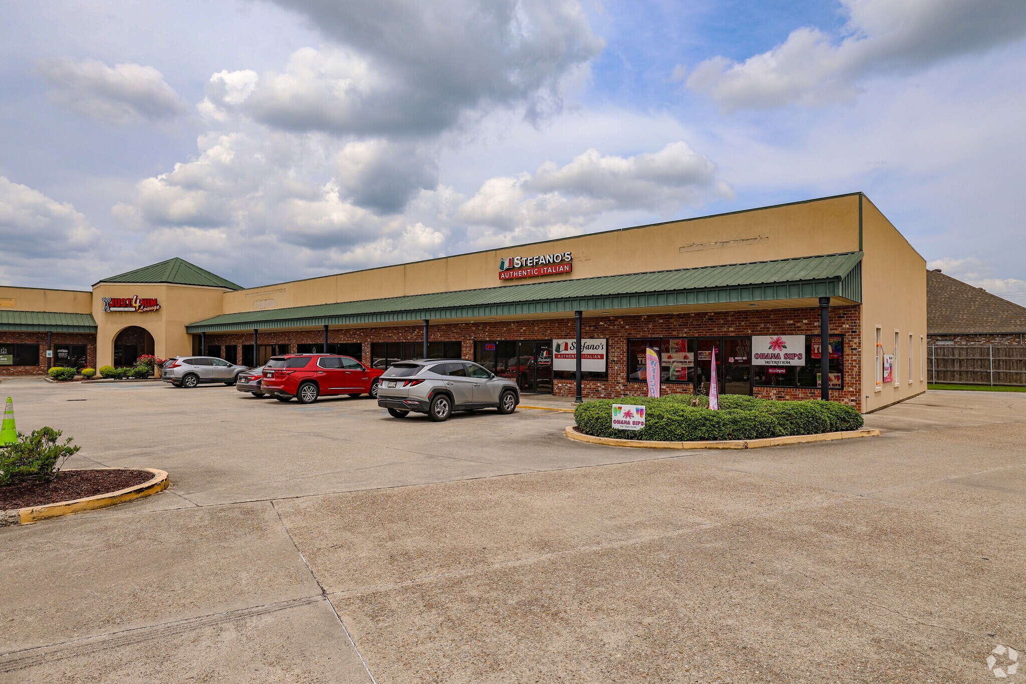 17188 Airline Hwy, Prairieville, LA for Rent