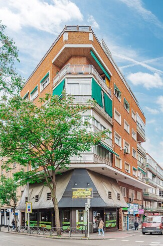 Madrid, MAD Retail - 1 Calle Jerónima Llorente