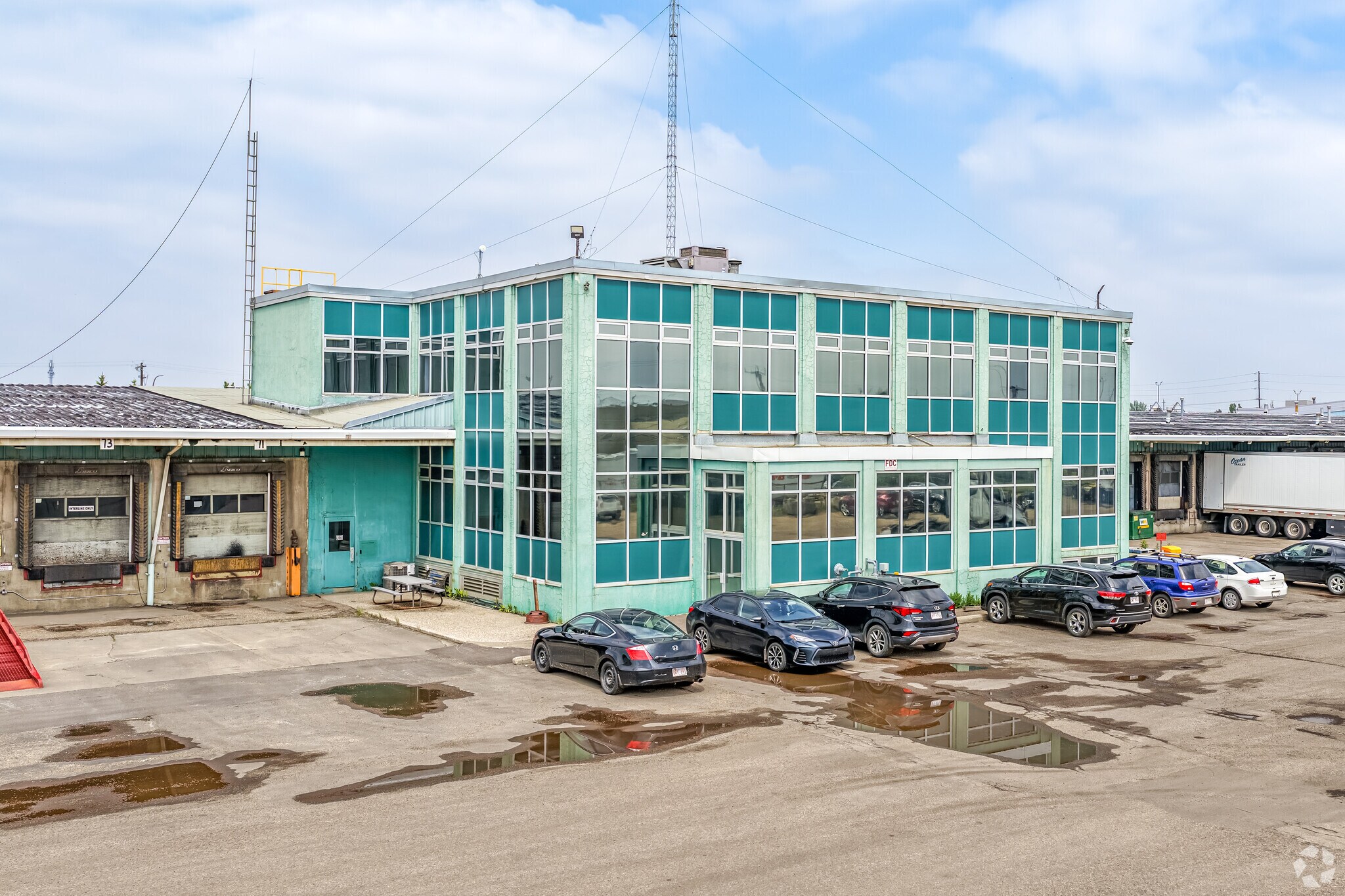 14520 130th Ave NW, Edmonton, AB for Rent