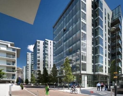 7 Eastfield, London, LND for Sale