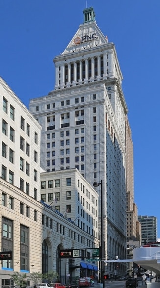 1 W 4th St, Cincinnati, OH for Rent