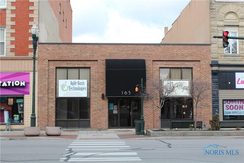 165 N Main St, Bowling Green, OH for Sale