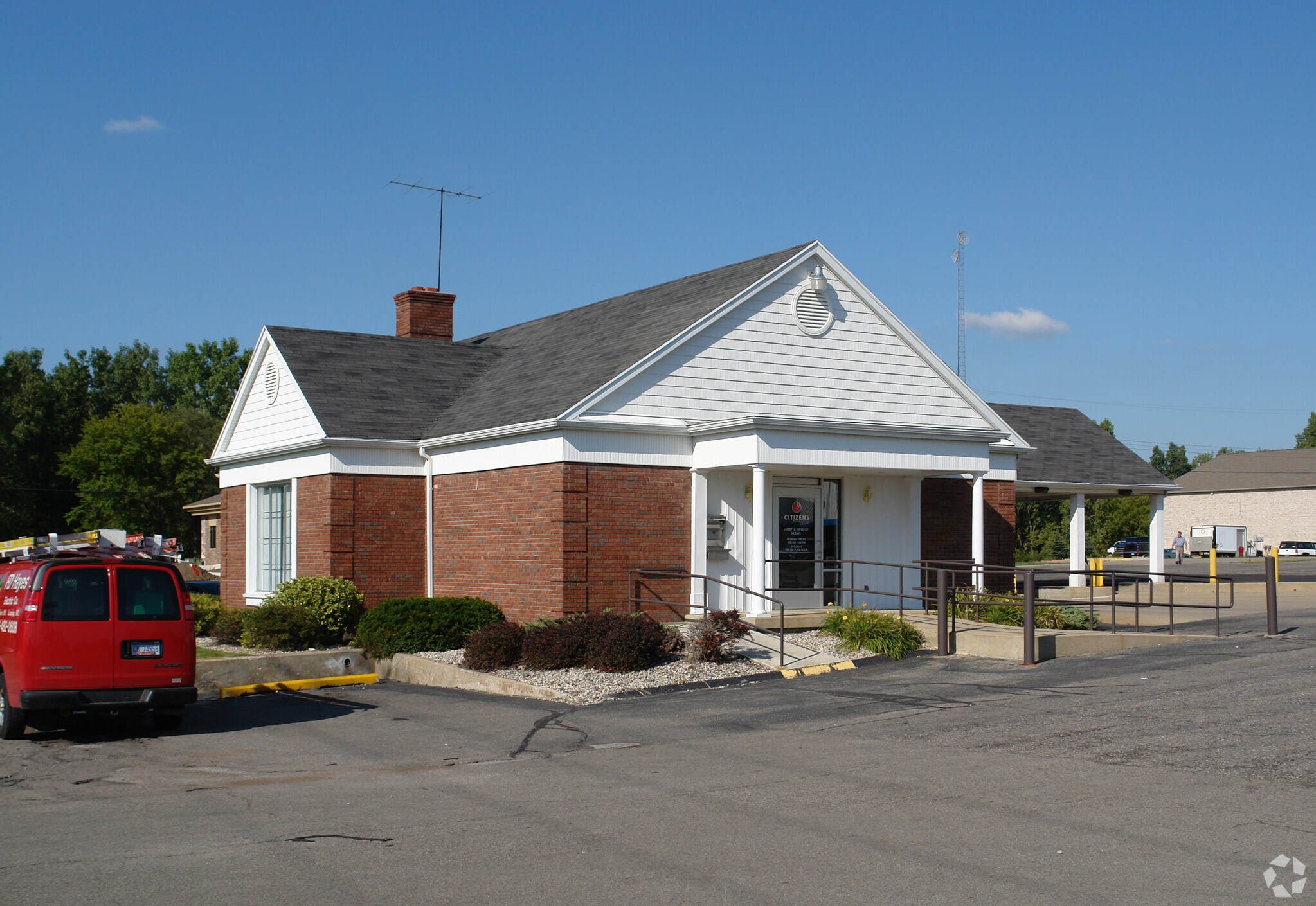 15431 S Old Us-27, Lansing, MI for Sale
