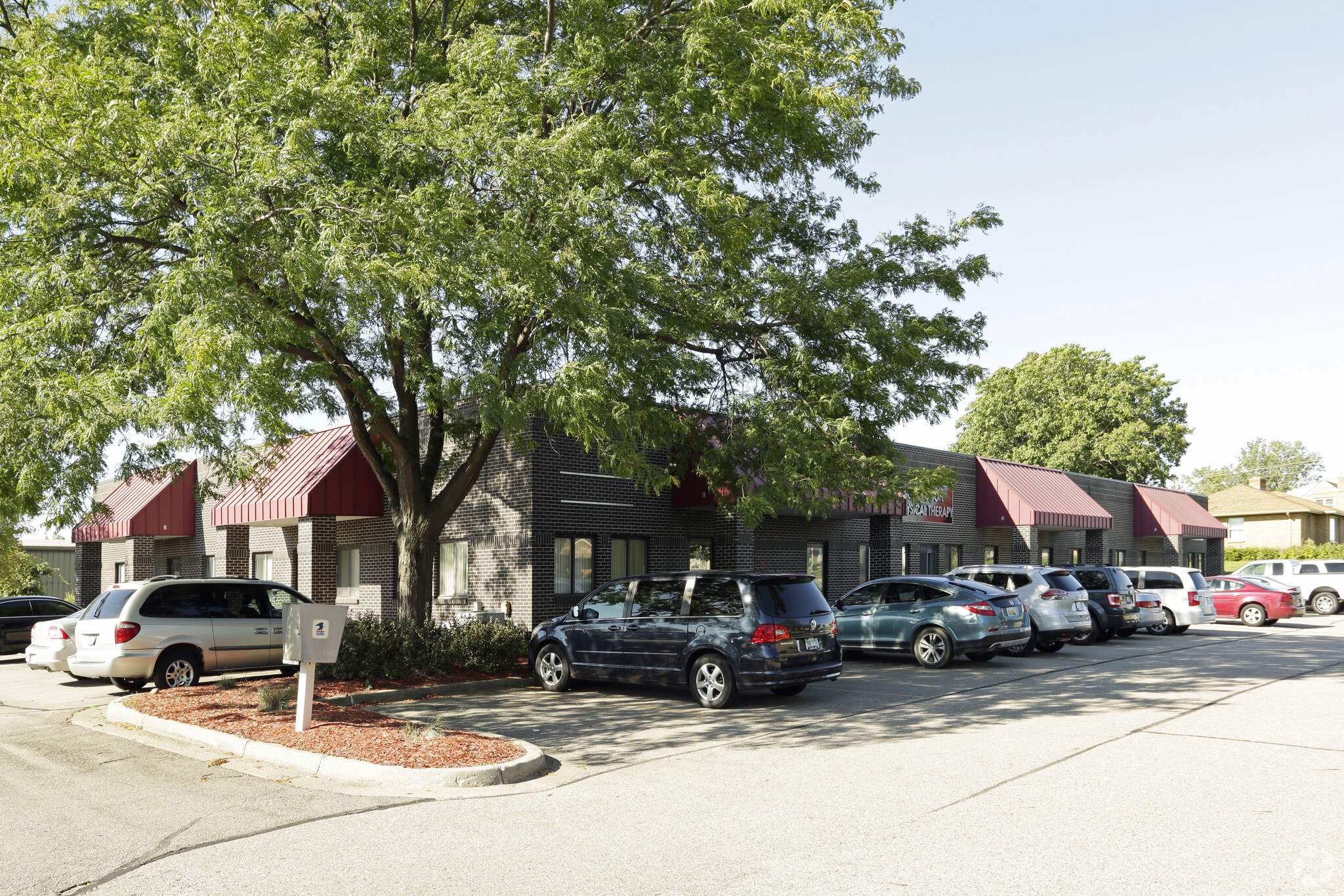 3820-3830 44th St SE, Grand Rapids, MI for Rent