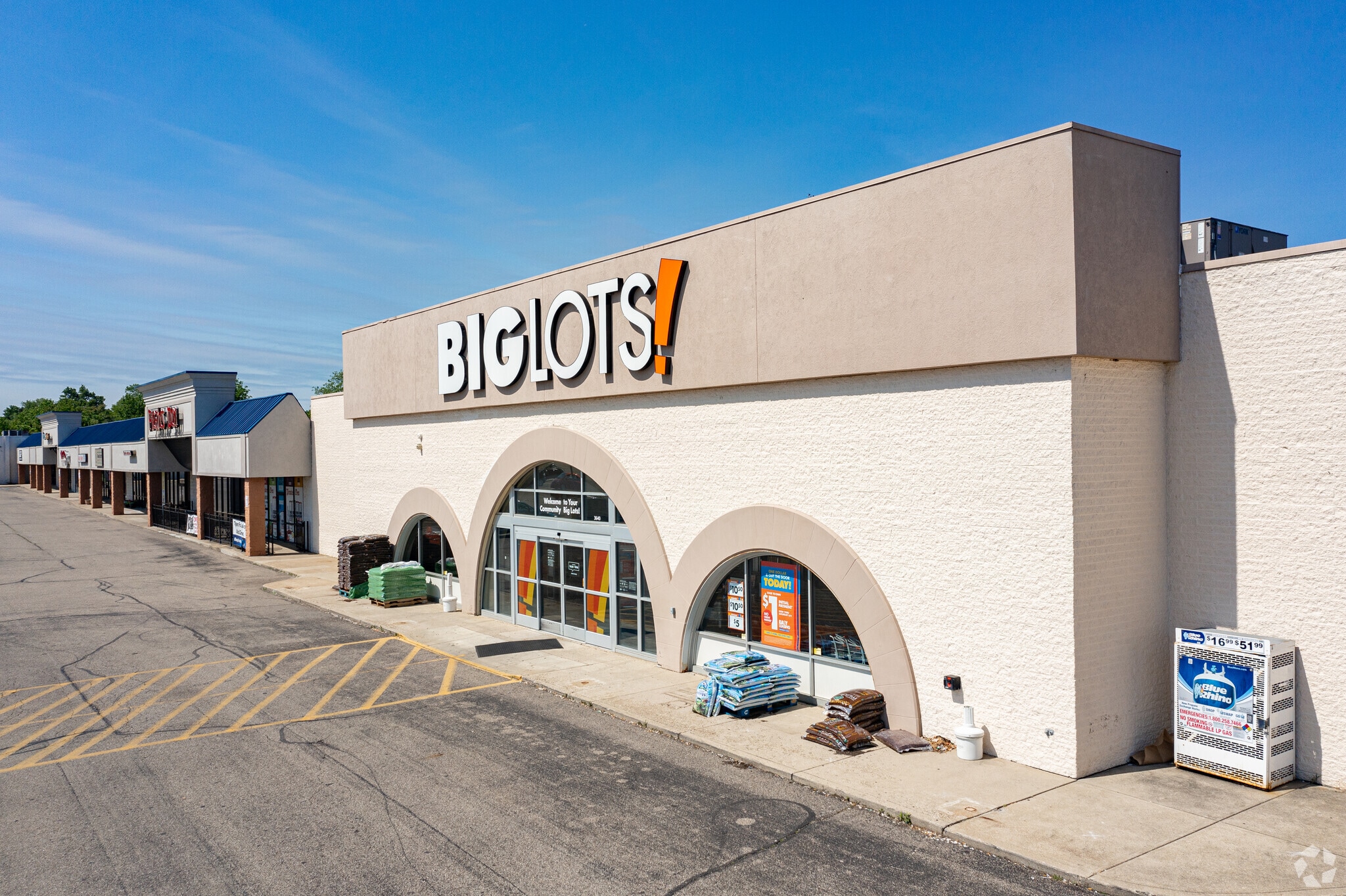 3634-3690 Werk Rd, Cincinnati, OH for Rent