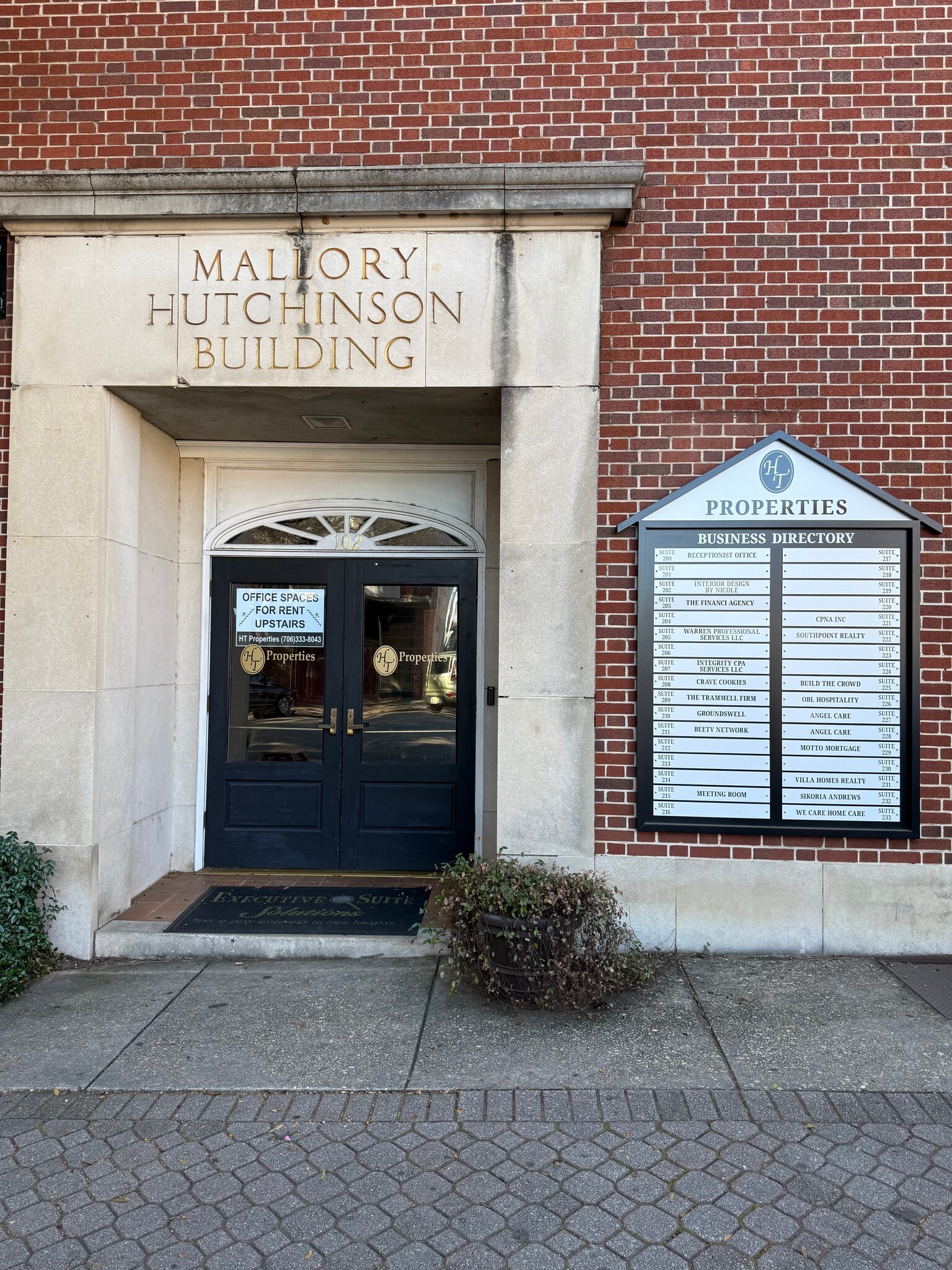 102-112 Main St, Lagrange, GA for Rent